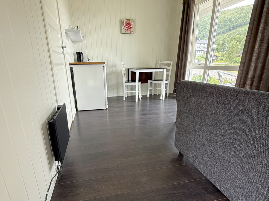 Ulvsvåg Cabin S2-001